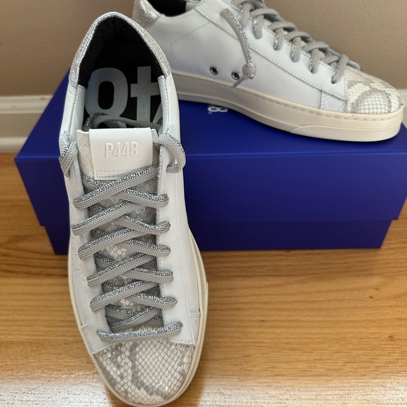 P448 size 39 - Picture 2 of 5